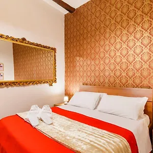 https://spinacorona-room.hotels-amalfi.com